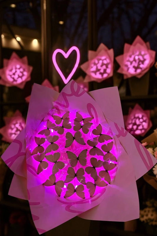 Blisella™ - LED Işıklı Kelebek Buketi — Solmayan Çiçek, Sönmeyen His